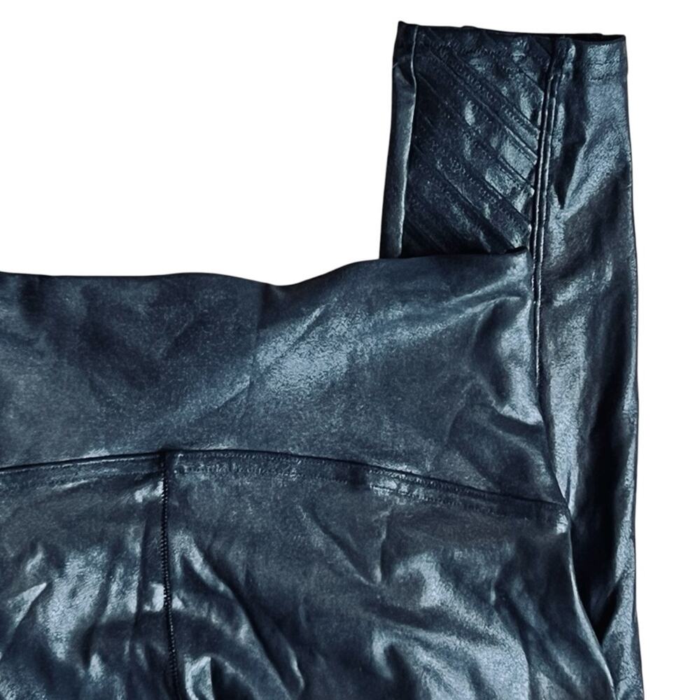 Spanx Women’s Sz M Black Faux Leather Moto Leggings Pants Pull On - Picture 10 of 12